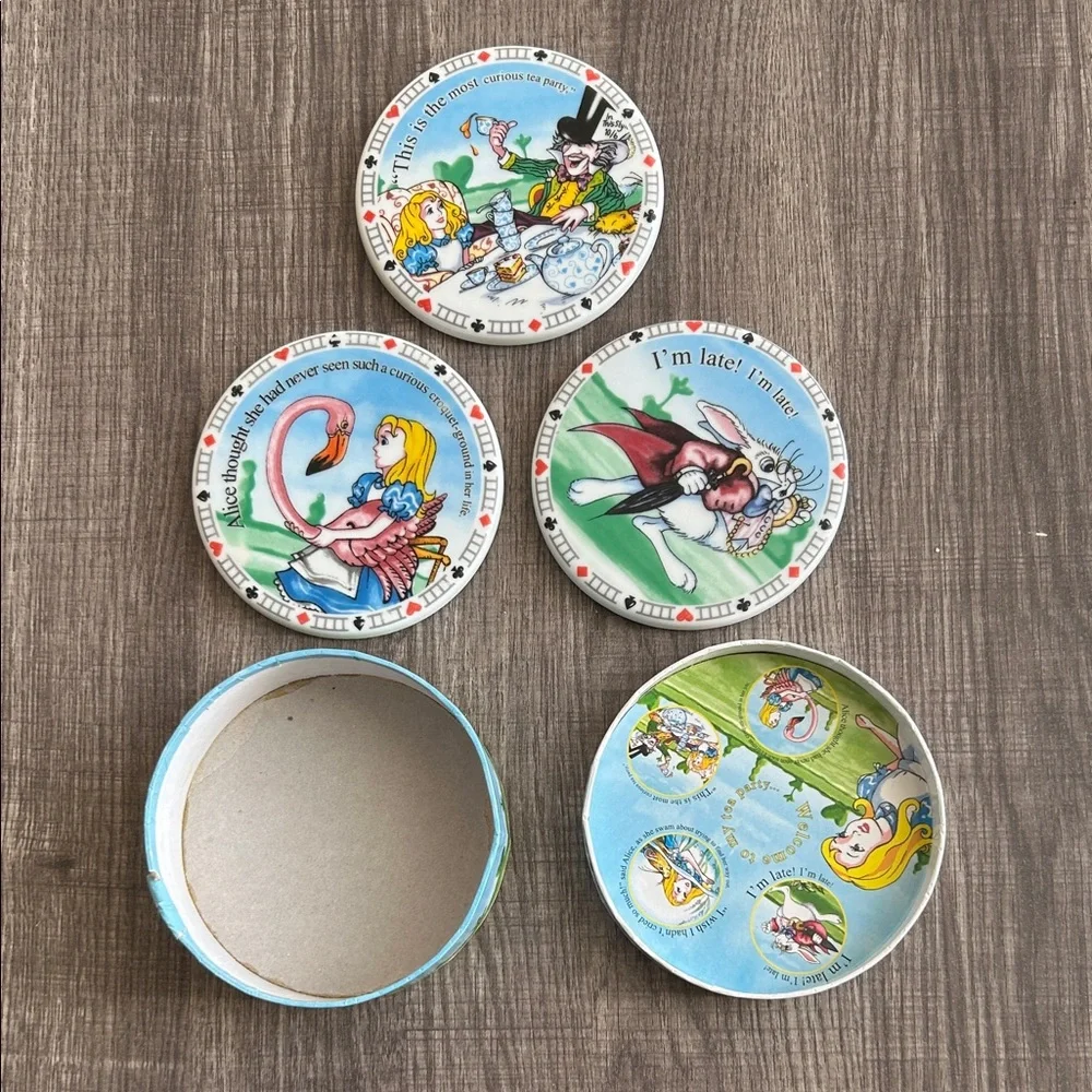Alice in Wonderland Themed Coasters Set (3) Paul Cardew Design 2010 Disney Gift‎